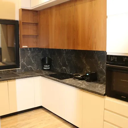 Aries Albania * Vorë